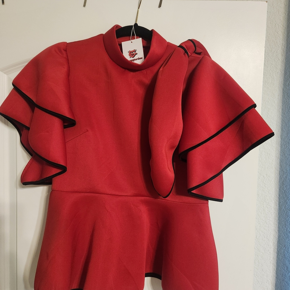 EMAYSPORIUM Elegant Red Ruffled Women's Top-(NWT) - Picture 3 of 4